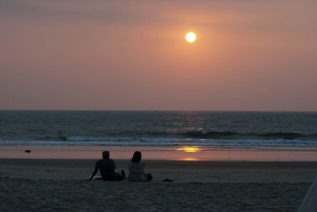 couple, beach, south