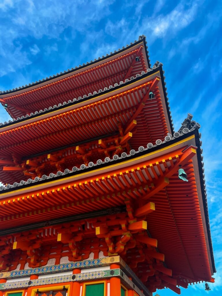 A tall tower with a sky in the background